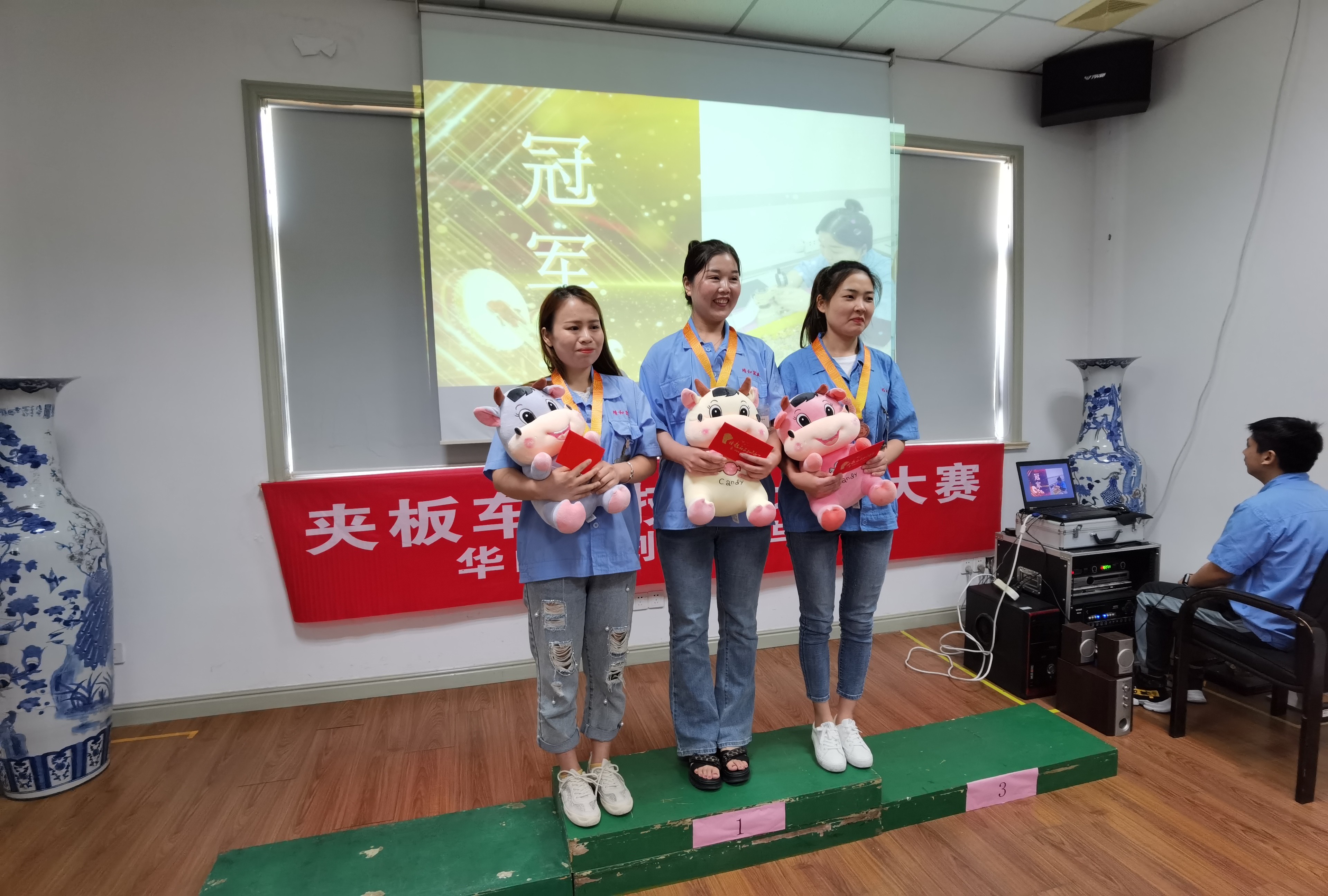 Jinghe Plywood Workshop Skills Competition(pic12)