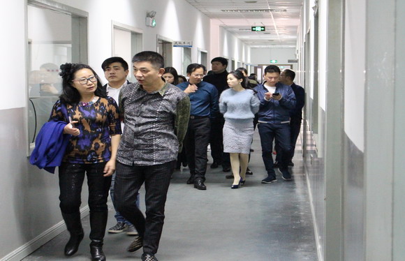 The Overseas Executive Class of Shanghai Jiao Tong University visited and provided guidance(pic3)