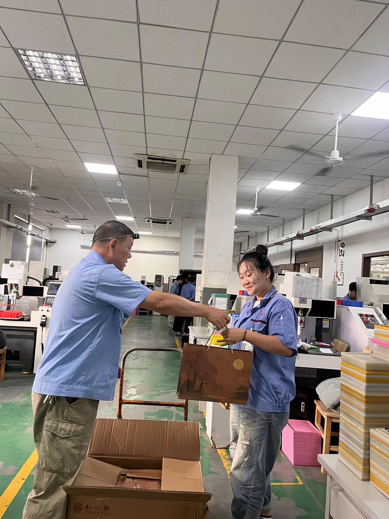【 Corporate Culture 】 Jinghe Qiaoqian | 20 Years of Sharing Weal and Woe, Gratitude and Warmth in the Heart(pic19)