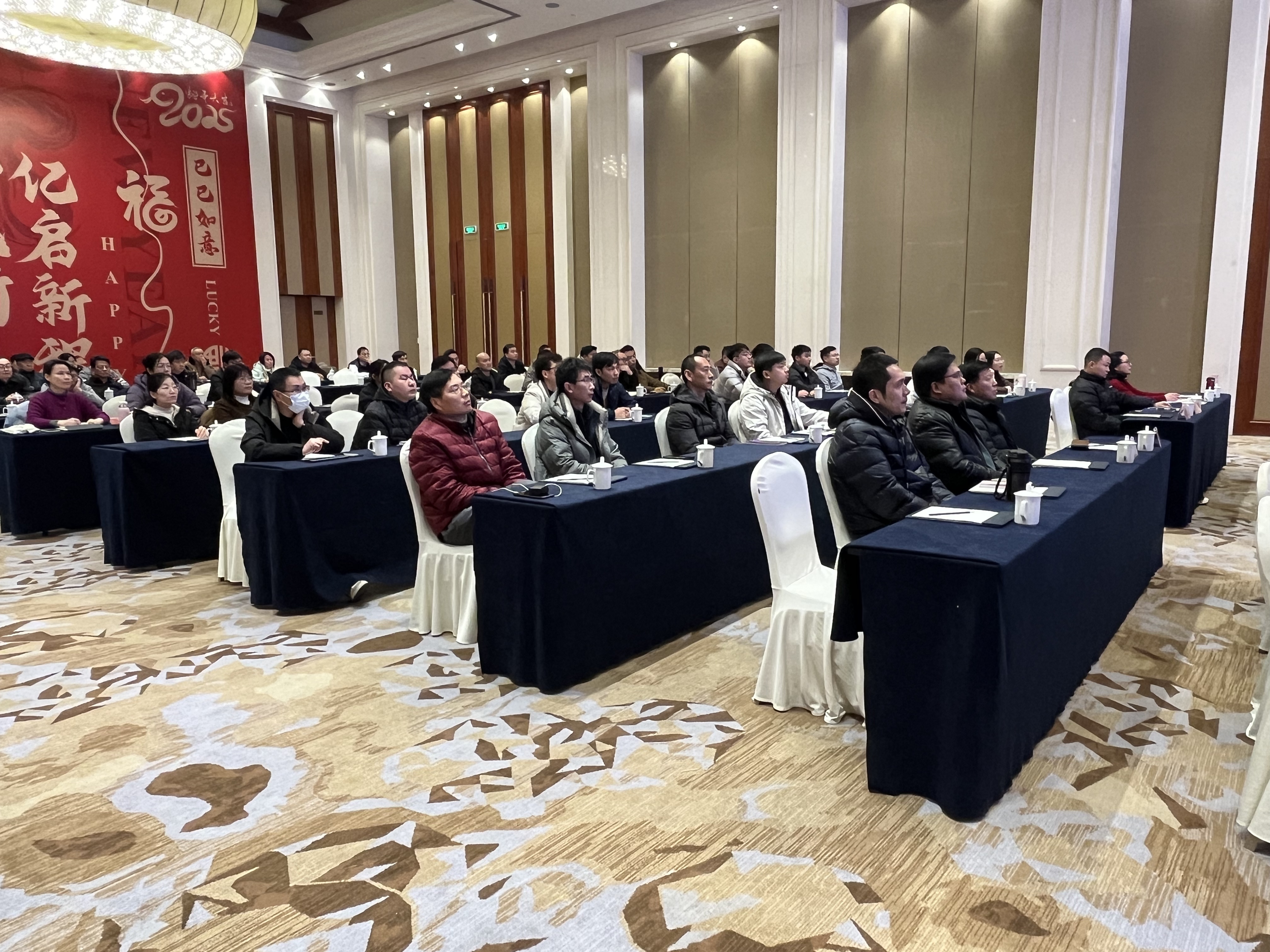 Jinghe Dynamics | United in Heart, United in Strength, Developing Together, Excelling in Creation, Excelling in Success, Composing the "Heart" Chapter(pic3)