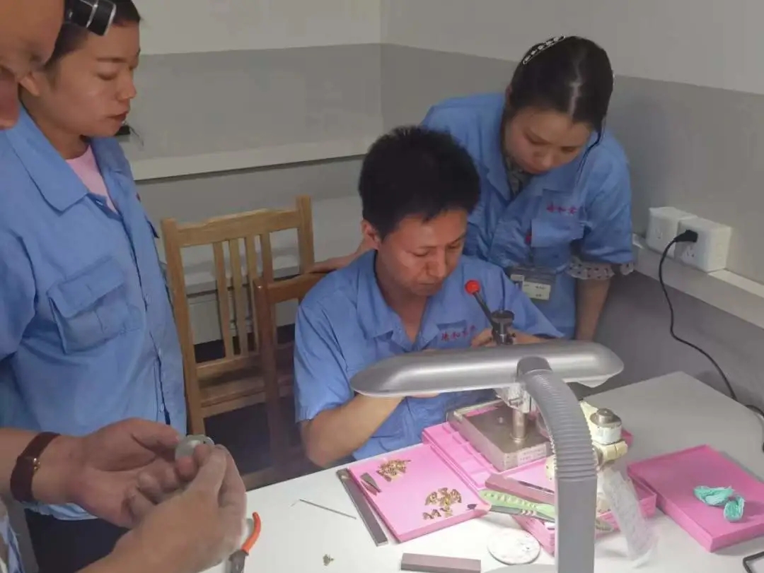 Jinghe | Cultivating craftsmanship through competition, uniting hearts and efforts to strive for excellence(pic11)