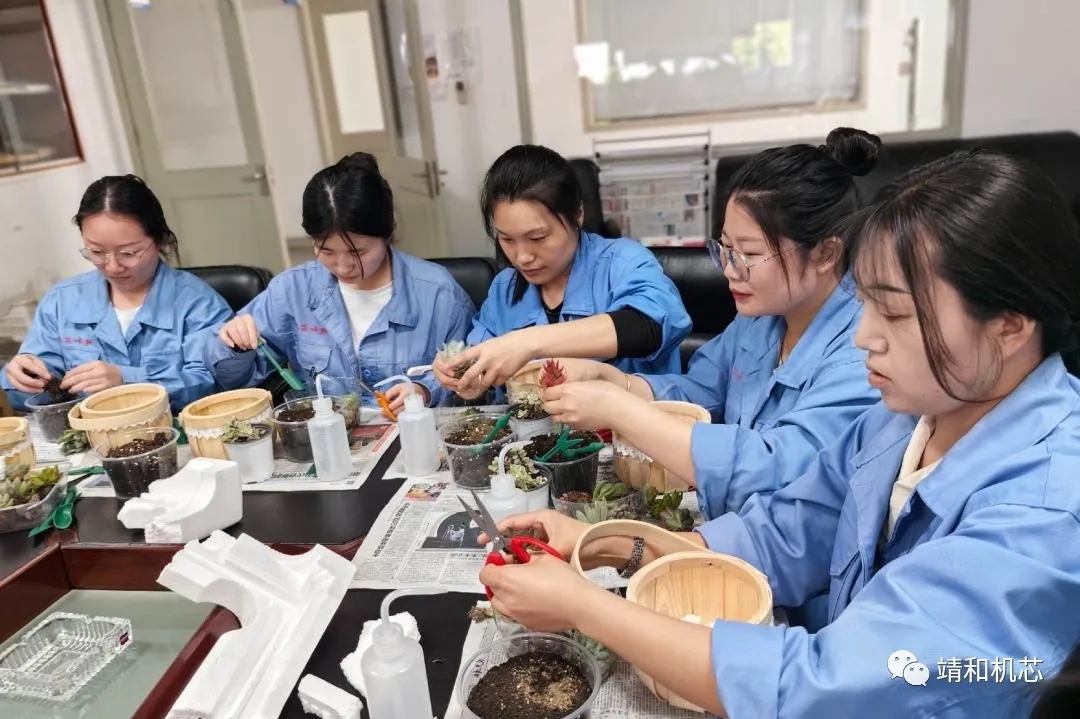 【 Employee Activity 】 Enjoy the Time, DIY Succulent Mothers Day event(pic1)